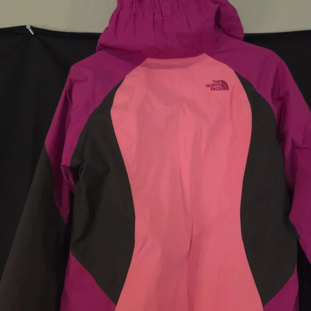 THE NORTH FACE Girls BRIGHT magenta PINK Black 3 in 1 WINTER JACKET Coat SIZE L - Picture 8 of 9